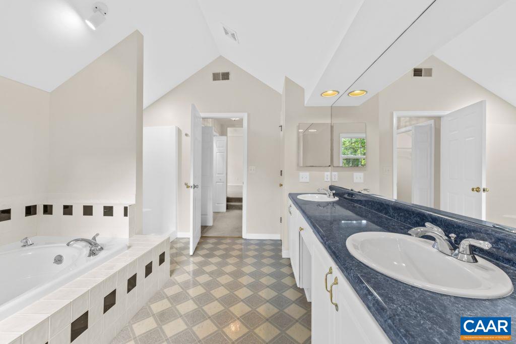 2669 KENDALWOOD LN, CHARLOTTESVILLE, Virginia 22911, 4 Bedrooms Bedrooms, ,3 BathroomsBathrooms,Residential,2669 KENDALWOOD LN,679338 MLS # 679338 2669 KENDALWOOD LN, CHARLOTTESVILLE, Virginia 22911, 4 Bedrooms Bedrooms, ,3 BathroomsBathrooms,Residential,2669 KENDALWOOD LN,679338 MLS # 679338