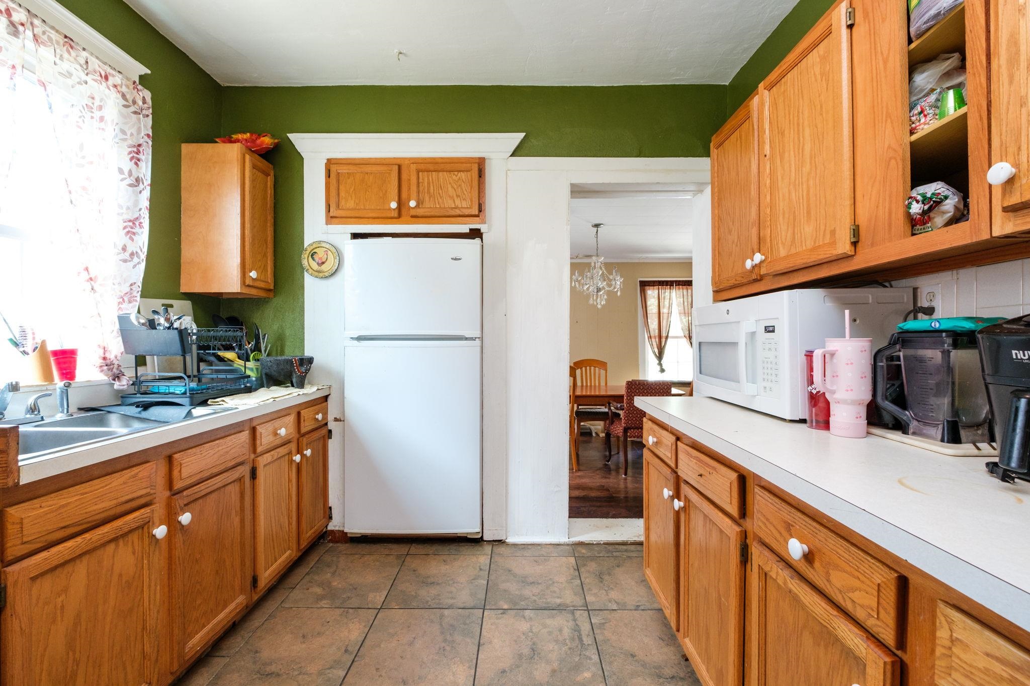 233 N BAYARD AVE, WAYNESBORO, Virginia 22980, 4 Bedrooms Bedrooms, ,2 BathroomsBathrooms,Residential,233 N BAYARD AVE,679341 MLS # 679341
