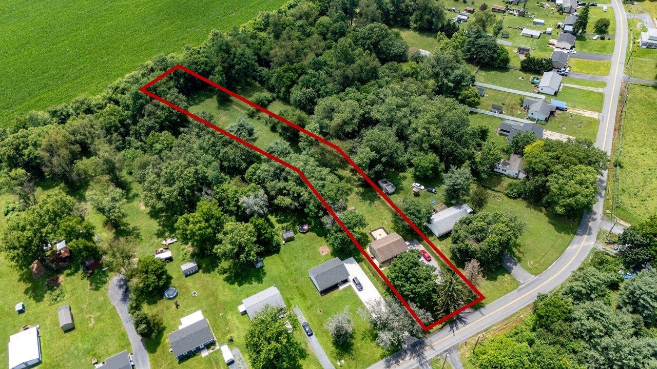15524 EVERGREEN VALLEY RD, TIMBERVILLE, Virginia 22853, 3 Bedrooms Bedrooms, ,1 BathroomBathrooms,Residential,15524 EVERGREEN VALLEY RD,679342 MLS # 679342 15524 EVERGREEN VALLEY RD, TIMBERVILLE, Virginia 22853, 3 Bedrooms Bedrooms, ,1 BathroomBathrooms,Residential,15524 EVERGREEN VALLEY RD,679342 MLS # 679342