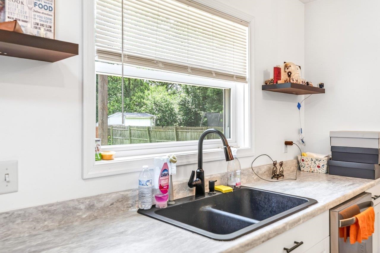 15524 EVERGREEN VALLEY RD, TIMBERVILLE, Virginia 22853, 3 Bedrooms Bedrooms, ,1 BathroomBathrooms,Residential,15524 EVERGREEN VALLEY RD,679342 MLS # 679342 15524 EVERGREEN VALLEY RD, TIMBERVILLE, Virginia 22853, 3 Bedrooms Bedrooms, ,1 BathroomBathrooms,Residential,15524 EVERGREEN VALLEY RD,679342 MLS # 679342