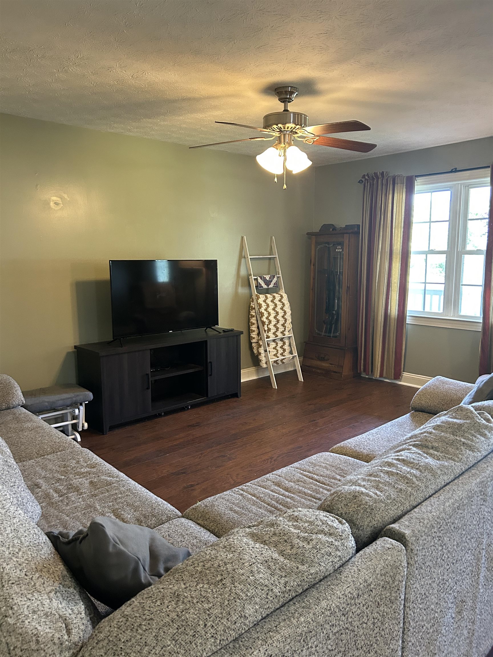 1834 LYNDHURST RD, WAYNESBORO, Virginia 22980, 3 Bedrooms Bedrooms, ,2 BathroomsBathrooms,Residential,1834 LYNDHURST RD,679348 MLS # 679348 1834 LYNDHURST RD, WAYNESBORO, Virginia 22980, 3 Bedrooms Bedrooms, ,2 BathroomsBathrooms,Residential,1834 LYNDHURST RD,679348 MLS # 679348