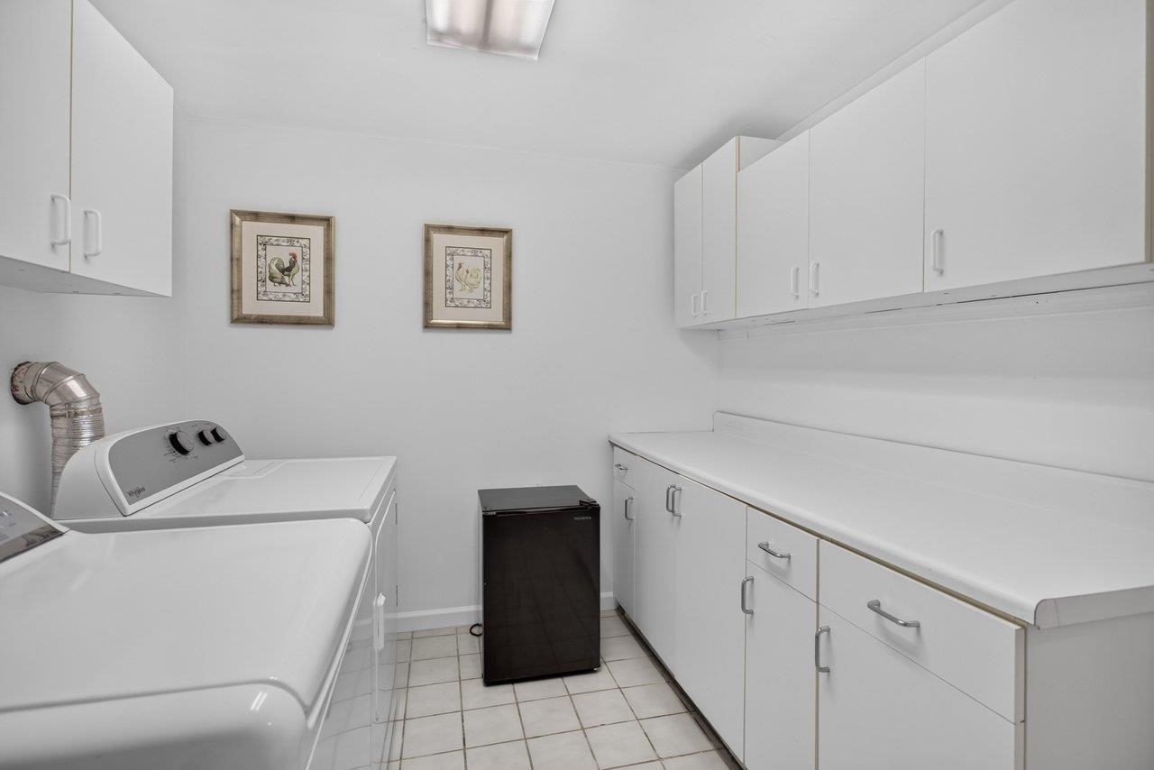585 HILLTOP DR, STAUNTON, Virginia 24401, 5 Bedrooms Bedrooms, ,2 BathroomsBathrooms,Residential,585 HILLTOP DR,679350 MLS # 679350 585 HILLTOP DR, STAUNTON, Virginia 24401, 5 Bedrooms Bedrooms, ,2 BathroomsBathrooms,Residential,585 HILLTOP DR,679350 MLS # 679350
