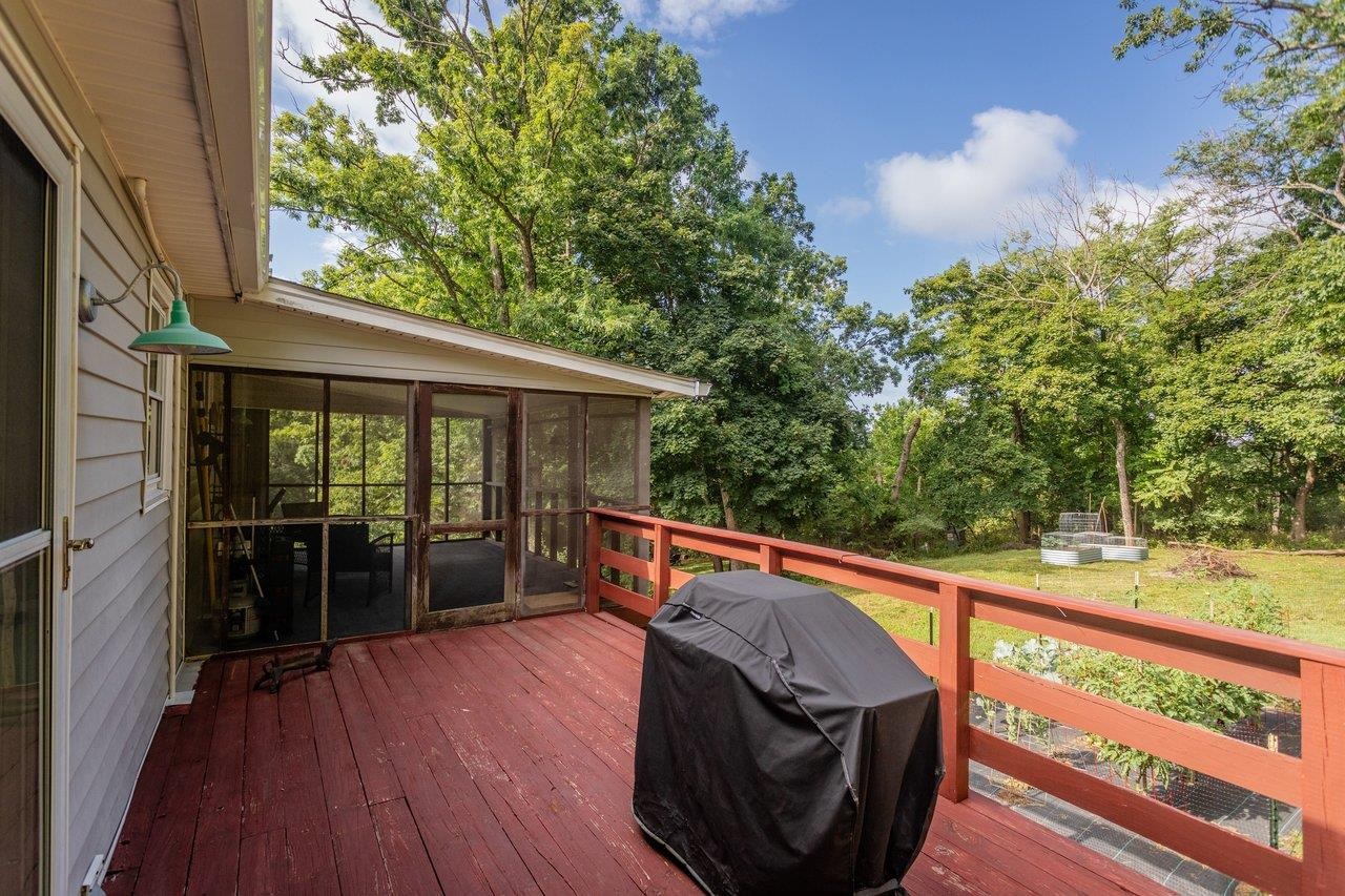 585 HILLTOP DR, STAUNTON, Virginia 24401, 5 Bedrooms Bedrooms, ,2 BathroomsBathrooms,Residential,585 HILLTOP DR,679350 MLS # 679350 585 HILLTOP DR, STAUNTON, Virginia 24401, 5 Bedrooms Bedrooms, ,2 BathroomsBathrooms,Residential,585 HILLTOP DR,679350 MLS # 679350