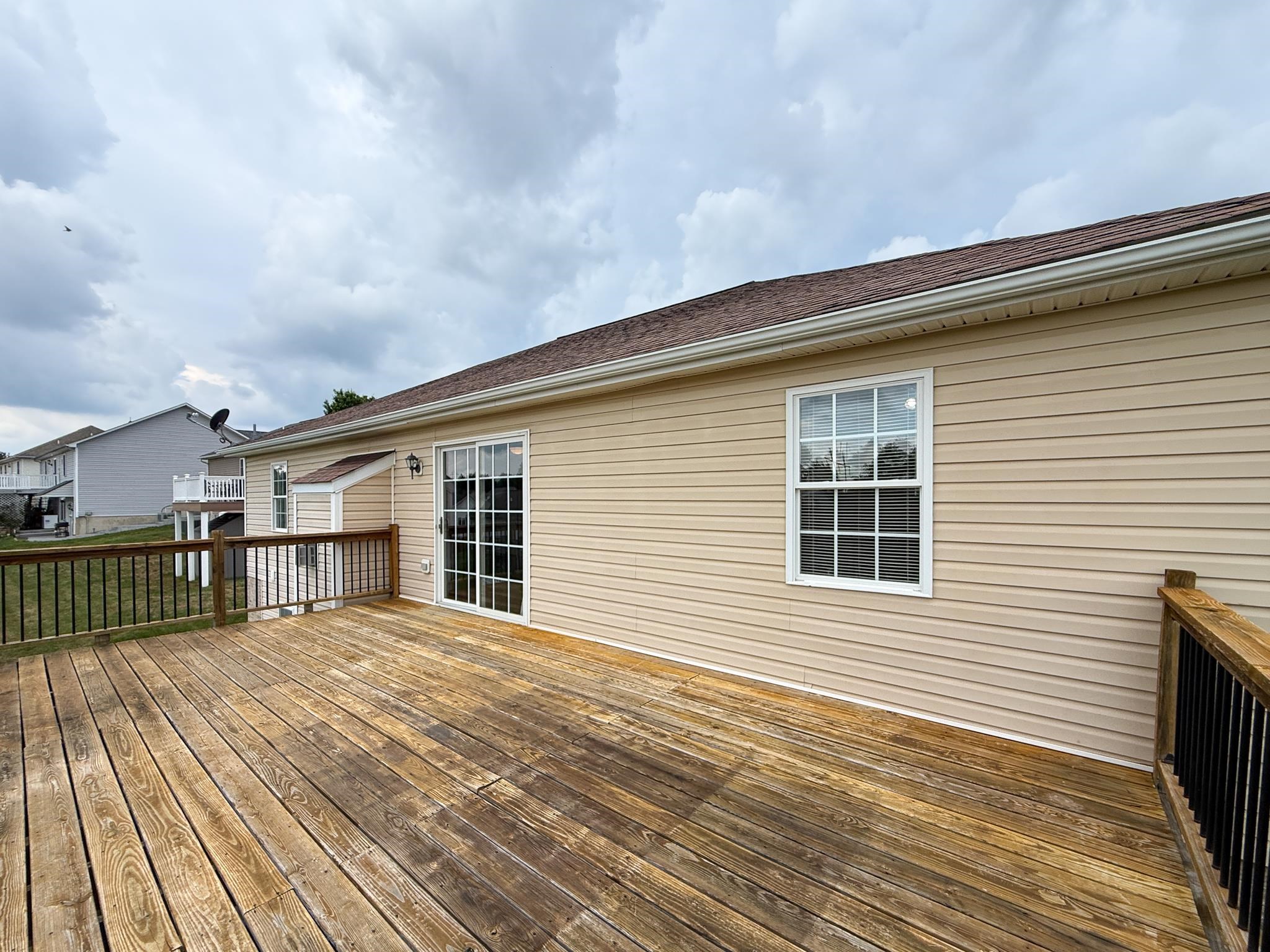 121 SUGAR MILL LN, WEYERS CAVE, Virginia 24486, 5 Bedrooms Bedrooms, ,3 BathroomsBathrooms,Residential,121 SUGAR MILL LN,679359 MLS # 679359 121 SUGAR MILL LN, WEYERS CAVE, Virginia 24486, 5 Bedrooms Bedrooms, ,3 BathroomsBathrooms,Residential,121 SUGAR MILL LN,679359 MLS # 679359