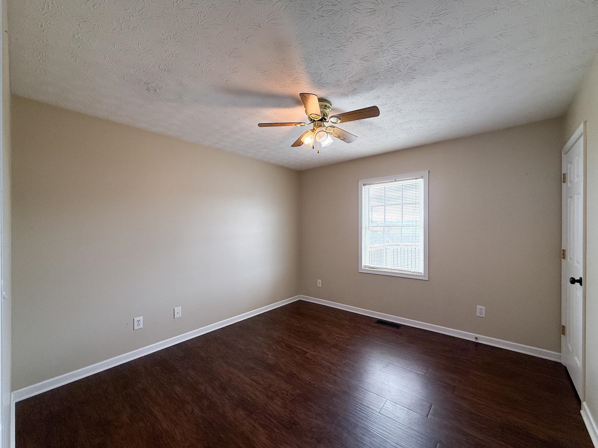121 SUGAR MILL LN, WEYERS CAVE, Virginia 24486, 5 Bedrooms Bedrooms, ,3 BathroomsBathrooms,Residential,121 SUGAR MILL LN,679359 MLS # 679359 121 SUGAR MILL LN, WEYERS CAVE, Virginia 24486, 5 Bedrooms Bedrooms, ,3 BathroomsBathrooms,Residential,121 SUGAR MILL LN,679359 MLS # 679359