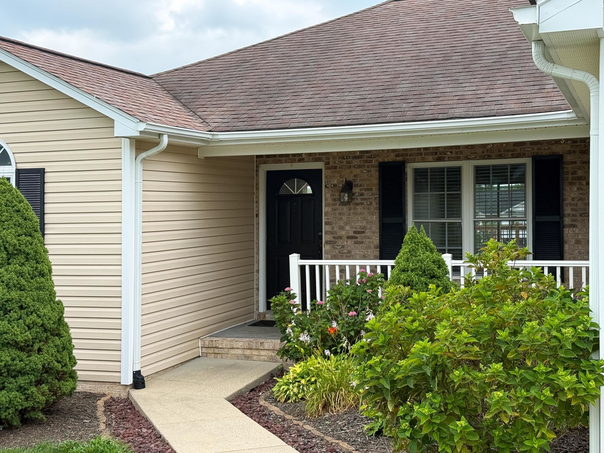 121 SUGAR MILL LN, WEYERS CAVE, Virginia 24486, 5 Bedrooms Bedrooms, ,3 BathroomsBathrooms,Residential,121 SUGAR MILL LN,679359 MLS # 679359 121 SUGAR MILL LN, WEYERS CAVE, Virginia 24486, 5 Bedrooms Bedrooms, ,3 BathroomsBathrooms,Residential,121 SUGAR MILL LN,679359 MLS # 679359
