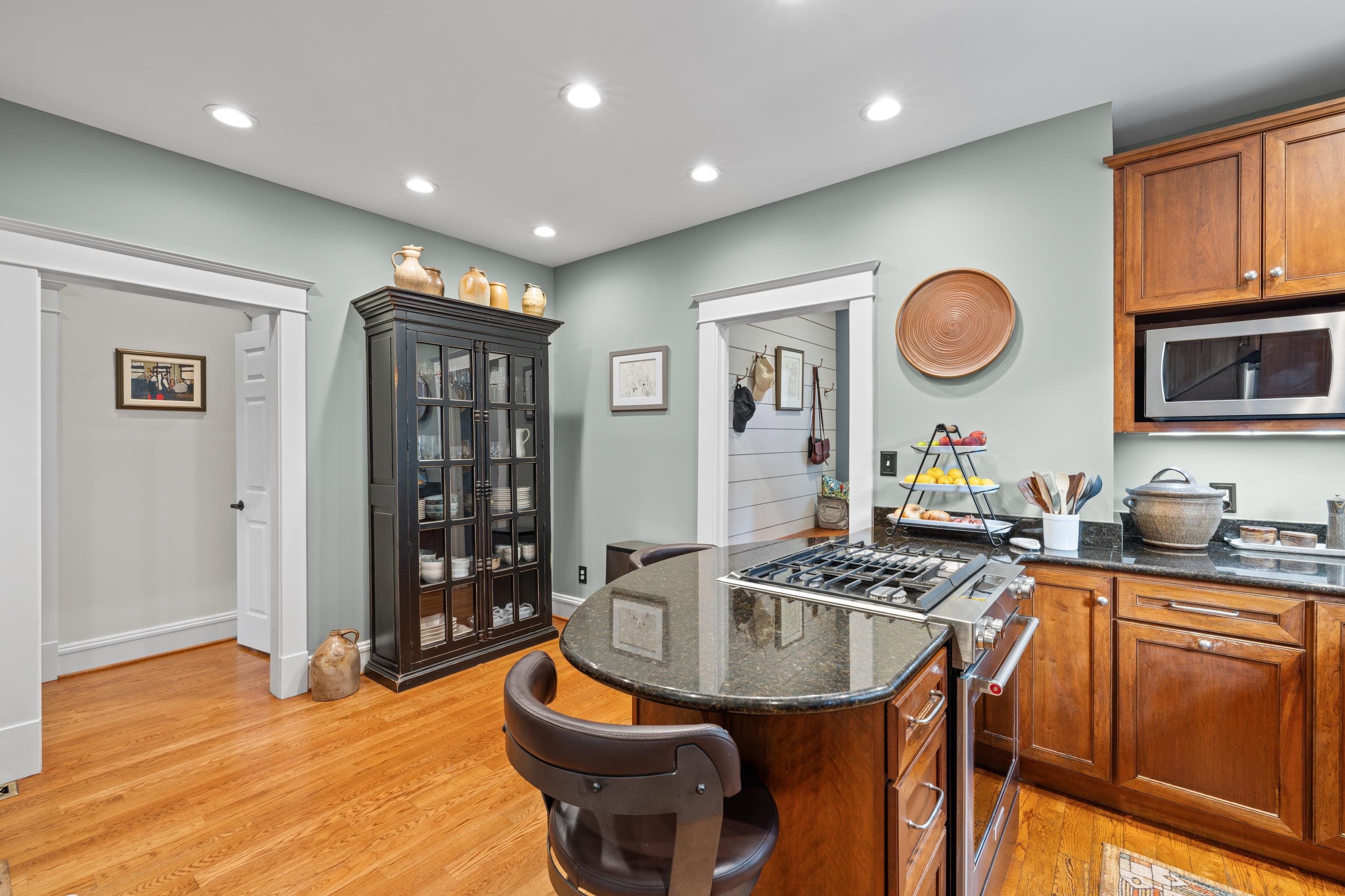 325 N NEW ST, STAUNTON, Virginia 24401, 4 Bedrooms Bedrooms, ,2 BathroomsBathrooms,Residential,325 N NEW ST,679361 MLS # 679361 325 N NEW ST, STAUNTON, Virginia 24401, 4 Bedrooms Bedrooms, ,2 BathroomsBathrooms,Residential,325 N NEW ST,679361 MLS # 679361