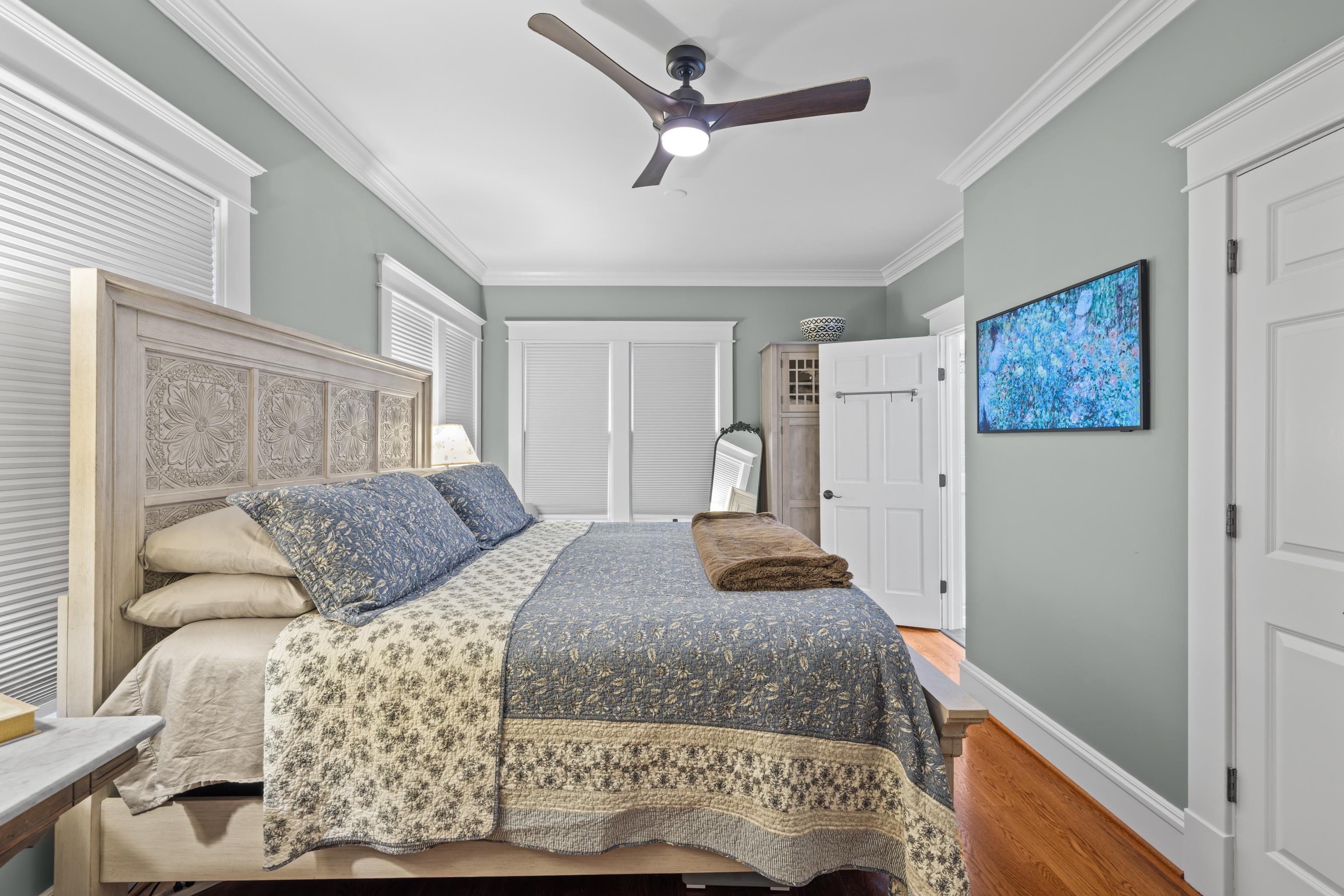325 N NEW ST, STAUNTON, Virginia 24401, 4 Bedrooms Bedrooms, ,2 BathroomsBathrooms,Residential,325 N NEW ST,679361 MLS # 679361 325 N NEW ST, STAUNTON, Virginia 24401, 4 Bedrooms Bedrooms, ,2 BathroomsBathrooms,Residential,325 N NEW ST,679361 MLS # 679361