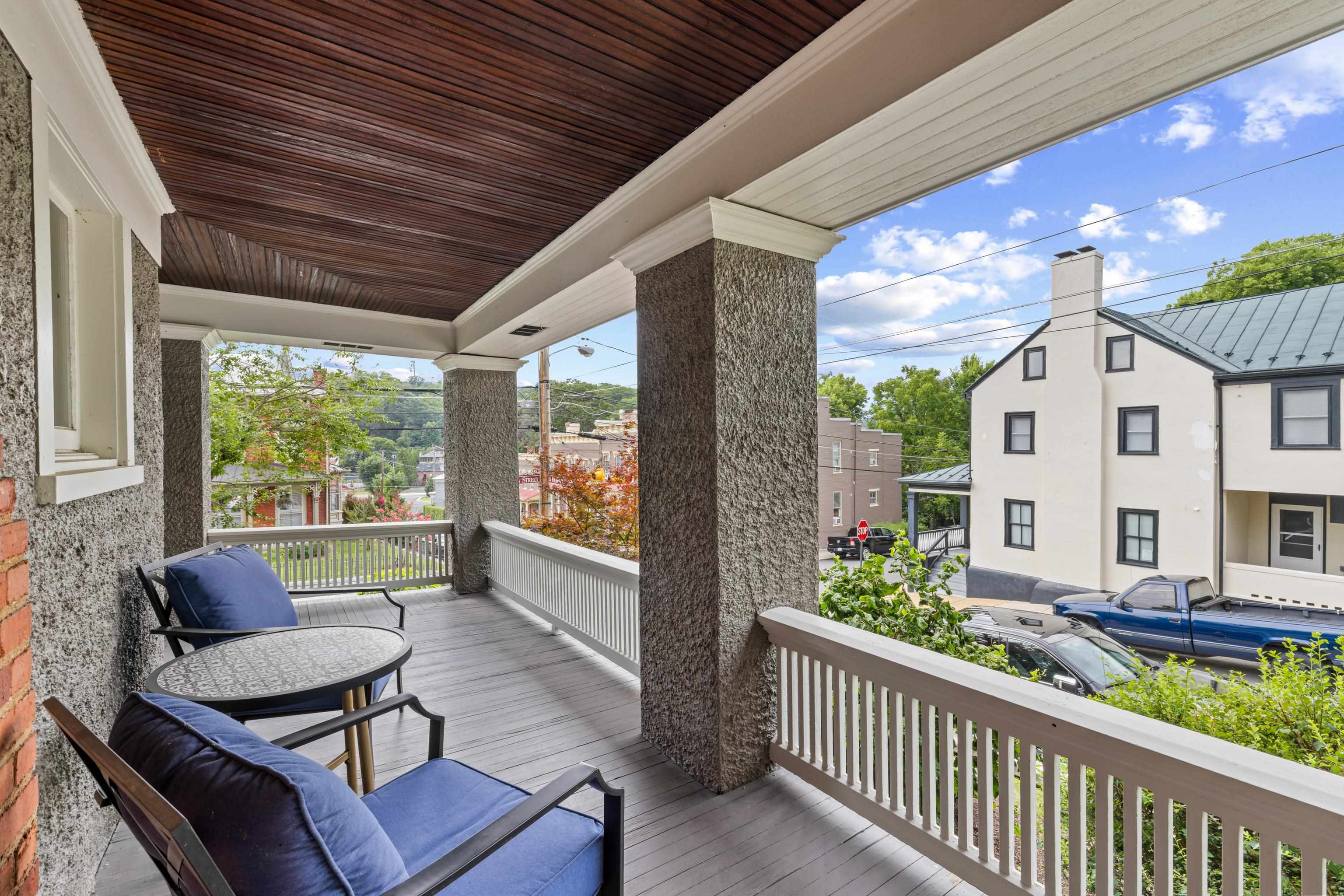 325 N NEW ST, STAUNTON, Virginia 24401, 4 Bedrooms Bedrooms, ,2 BathroomsBathrooms,Residential,325 N NEW ST,679361 MLS # 679361 325 N NEW ST, STAUNTON, Virginia 24401, 4 Bedrooms Bedrooms, ,2 BathroomsBathrooms,Residential,325 N NEW ST,679361 MLS # 679361