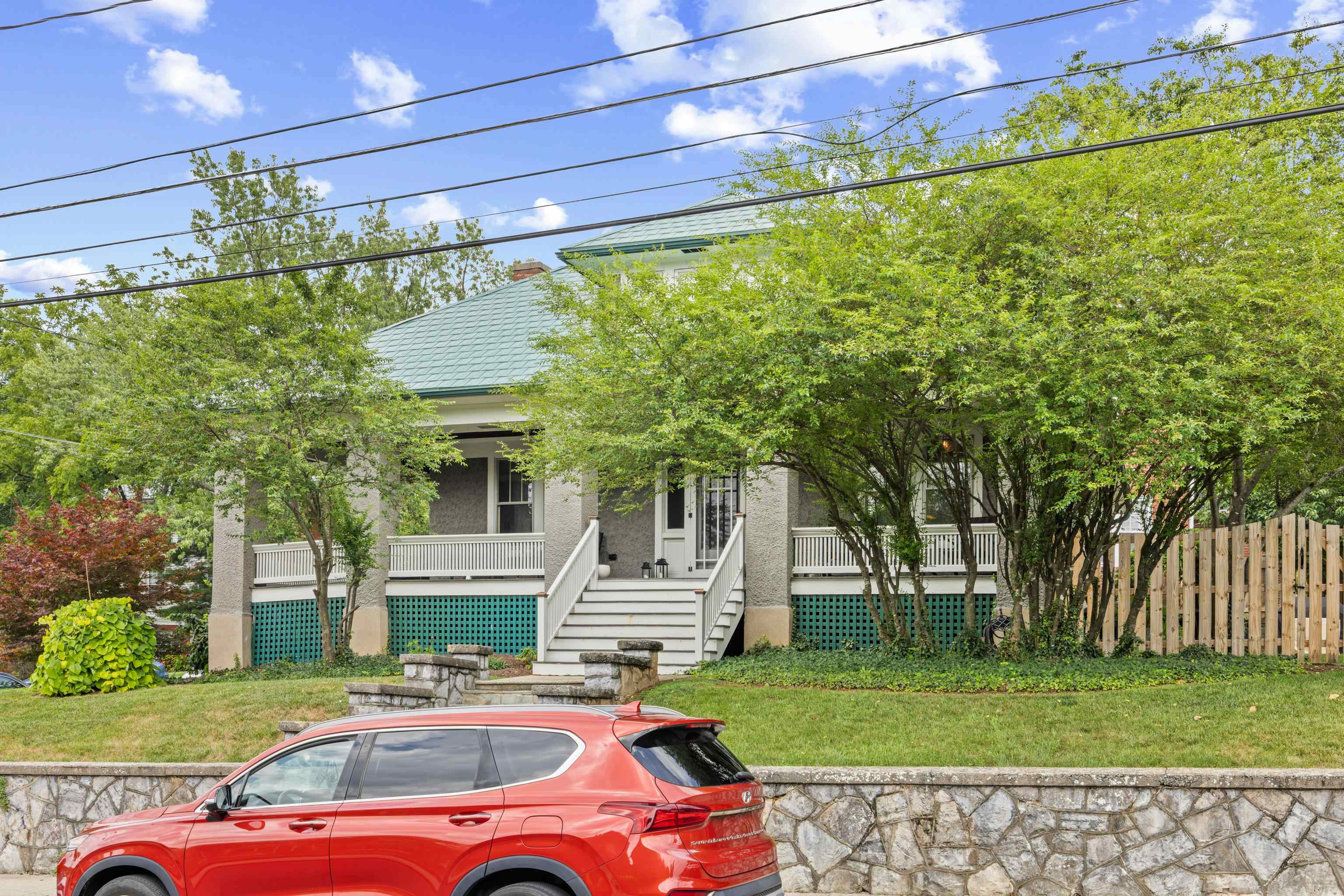 325 N NEW ST, STAUNTON, Virginia 24401, 4 Bedrooms Bedrooms, ,2 BathroomsBathrooms,Residential,325 N NEW ST,679361 MLS # 679361 325 N NEW ST, STAUNTON, Virginia 24401, 4 Bedrooms Bedrooms, ,2 BathroomsBathrooms,Residential,325 N NEW ST,679361 MLS # 679361