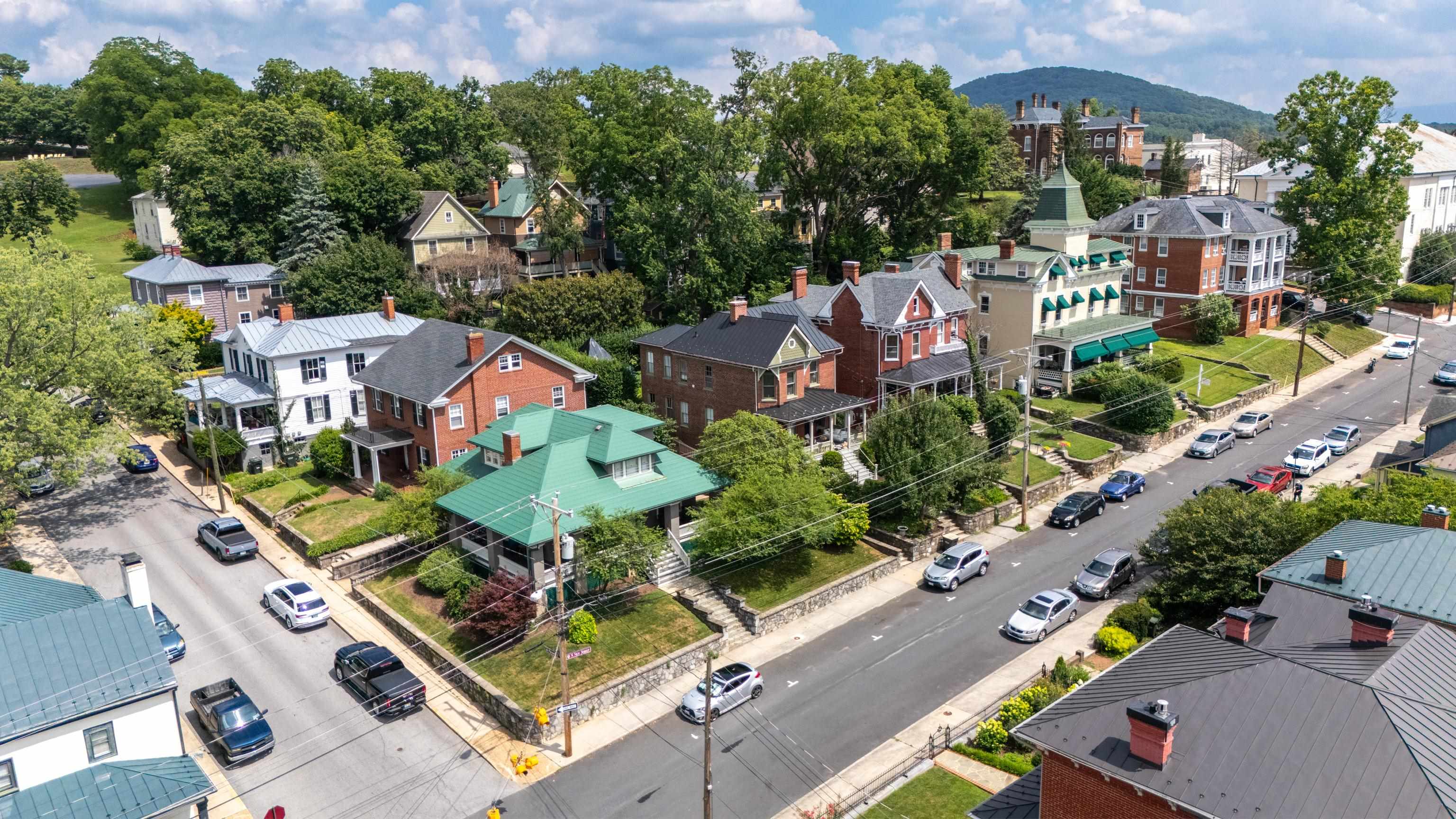 325 N NEW ST, STAUNTON, Virginia 24401, 4 Bedrooms Bedrooms, ,2 BathroomsBathrooms,Residential,325 N NEW ST,679361 MLS # 679361 325 N NEW ST, STAUNTON, Virginia 24401, 4 Bedrooms Bedrooms, ,2 BathroomsBathrooms,Residential,325 N NEW ST,679361 MLS # 679361