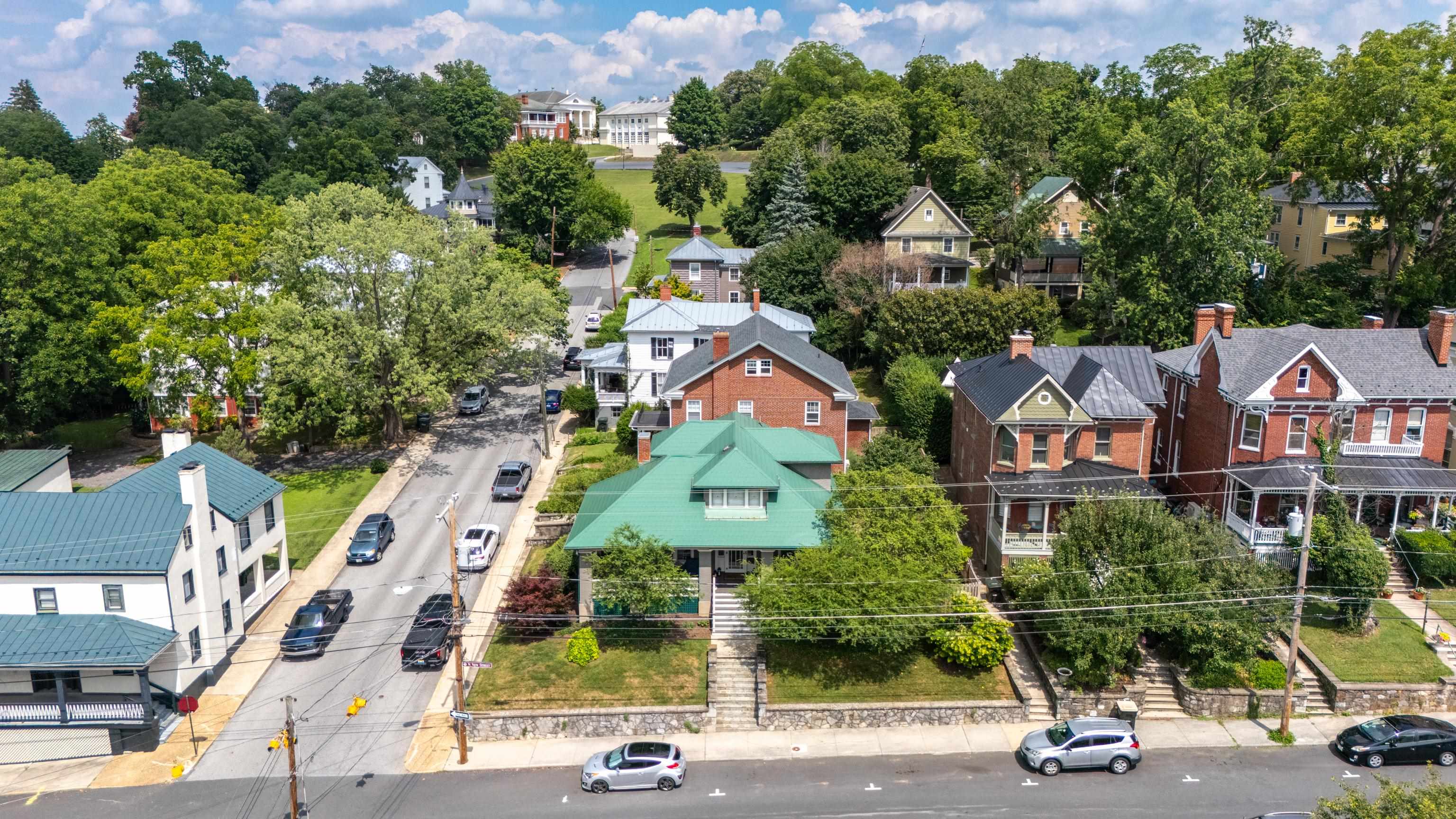 325 N NEW ST, STAUNTON, Virginia 24401, 4 Bedrooms Bedrooms, ,2 BathroomsBathrooms,Residential,325 N NEW ST,679361 MLS # 679361 325 N NEW ST, STAUNTON, Virginia 24401, 4 Bedrooms Bedrooms, ,2 BathroomsBathrooms,Residential,325 N NEW ST,679361 MLS # 679361