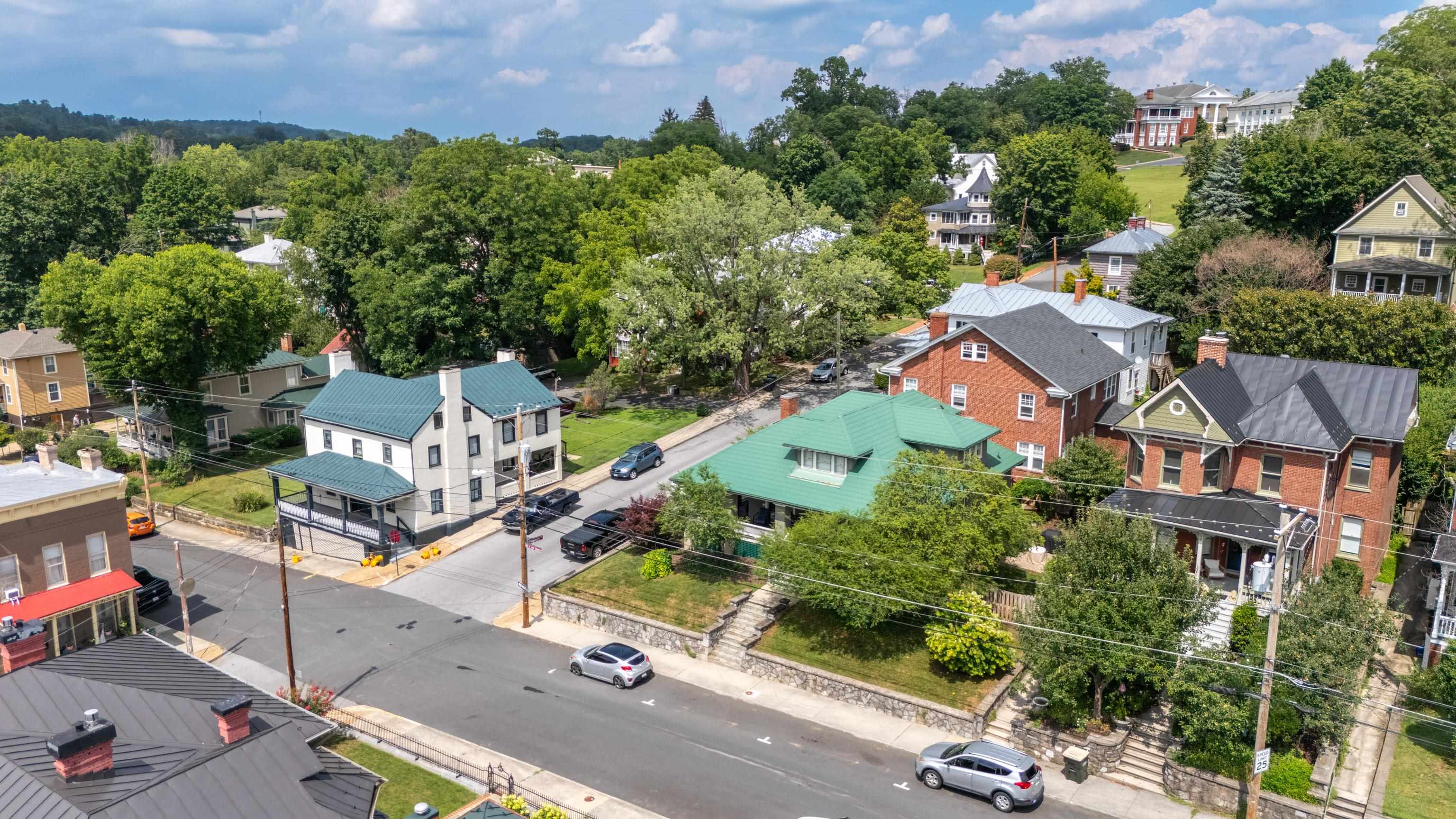 325 N NEW ST, STAUNTON, Virginia 24401, 4 Bedrooms Bedrooms, ,2 BathroomsBathrooms,Residential,325 N NEW ST,679361 MLS # 679361 325 N NEW ST, STAUNTON, Virginia 24401, 4 Bedrooms Bedrooms, ,2 BathroomsBathrooms,Residential,325 N NEW ST,679361 MLS # 679361
