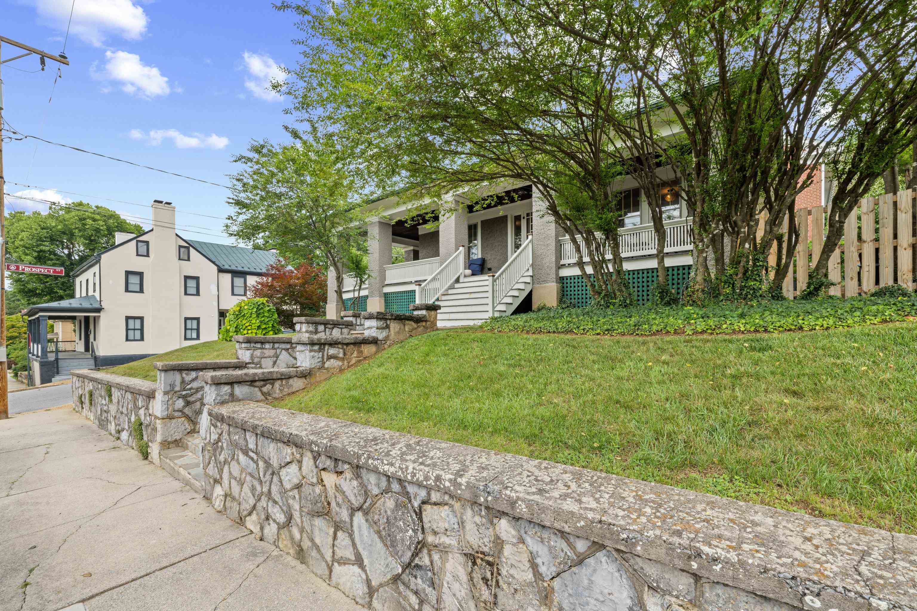 325 N NEW ST, STAUNTON, Virginia 24401, 4 Bedrooms Bedrooms, ,2 BathroomsBathrooms,Residential,325 N NEW ST,679361 MLS # 679361 325 N NEW ST, STAUNTON, Virginia 24401, 4 Bedrooms Bedrooms, ,2 BathroomsBathrooms,Residential,325 N NEW ST,679361 MLS # 679361