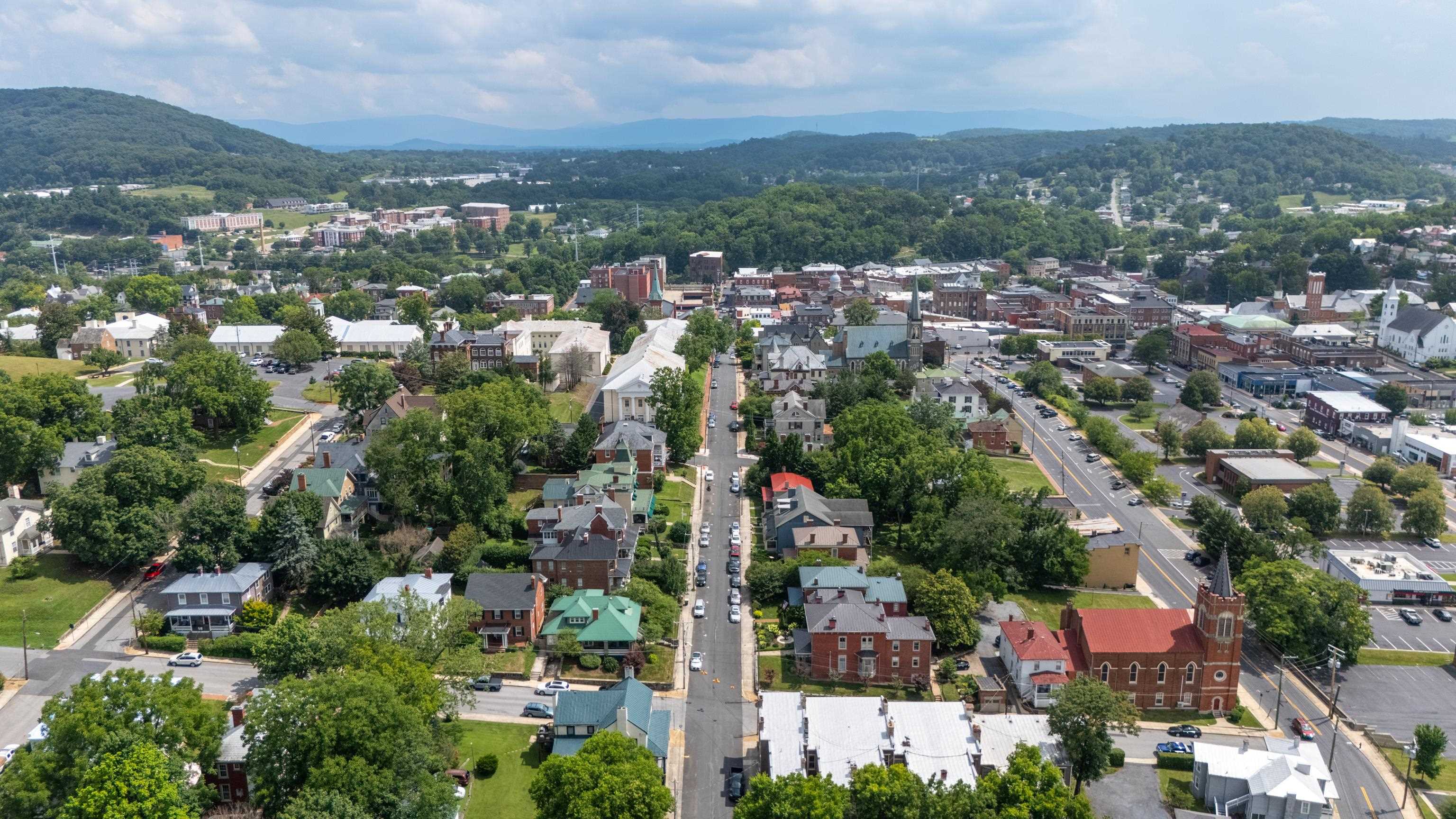325 N NEW ST, STAUNTON, Virginia 24401, 4 Bedrooms Bedrooms, ,2 BathroomsBathrooms,Residential,325 N NEW ST,679361 MLS # 679361 325 N NEW ST, STAUNTON, Virginia 24401, 4 Bedrooms Bedrooms, ,2 BathroomsBathrooms,Residential,325 N NEW ST,679361 MLS # 679361