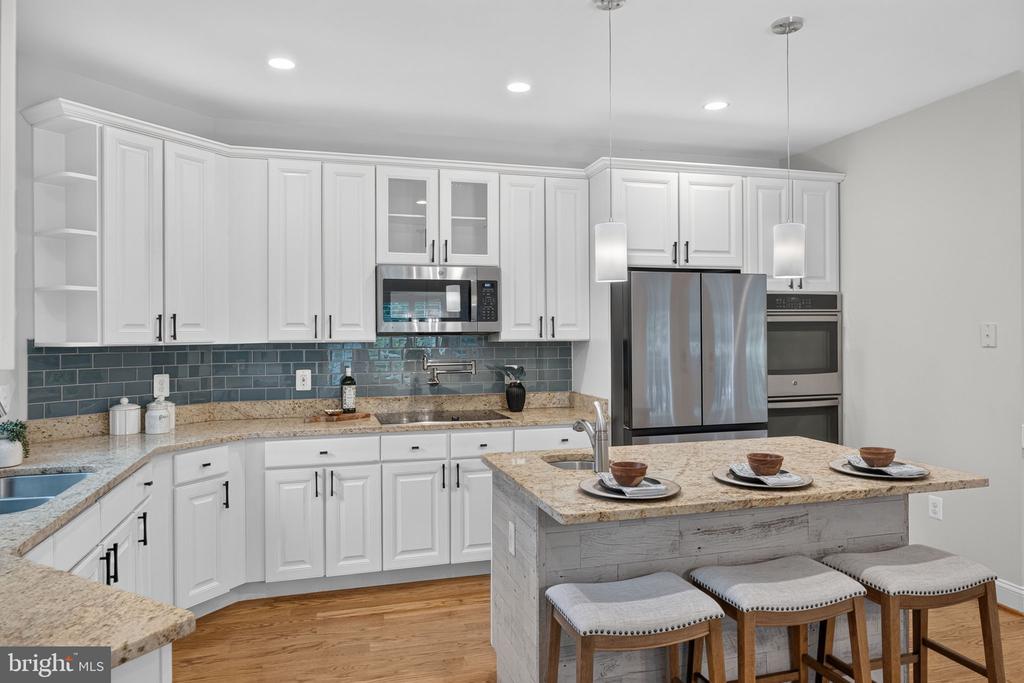 6729 BREEZY DR, WARRENTON, Virginia 20187, 4 Bedrooms Bedrooms, ,5 BathroomsBathrooms,Residential,6729 BREEZY DR,VAFQ2022716 MLS # VAFQ2022716 6729 BREEZY DR, WARRENTON, Virginia 20187, 4 Bedrooms Bedrooms, ,5 BathroomsBathrooms,Residential,6729 BREEZY DR,VAFQ2022716 MLS # VAFQ2022716