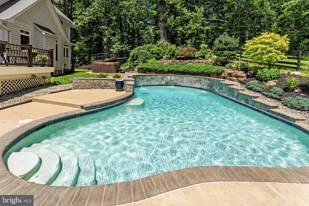 6729 BREEZY DR, WARRENTON, Virginia 20187, 4 Bedrooms Bedrooms, ,5 BathroomsBathrooms,Residential,6729 BREEZY DR,VAFQ2022716 MLS # VAFQ2022716 6729 BREEZY DR, WARRENTON, Virginia 20187, 4 Bedrooms Bedrooms, ,5 BathroomsBathrooms,Residential,6729 BREEZY DR,VAFQ2022716 MLS # VAFQ2022716