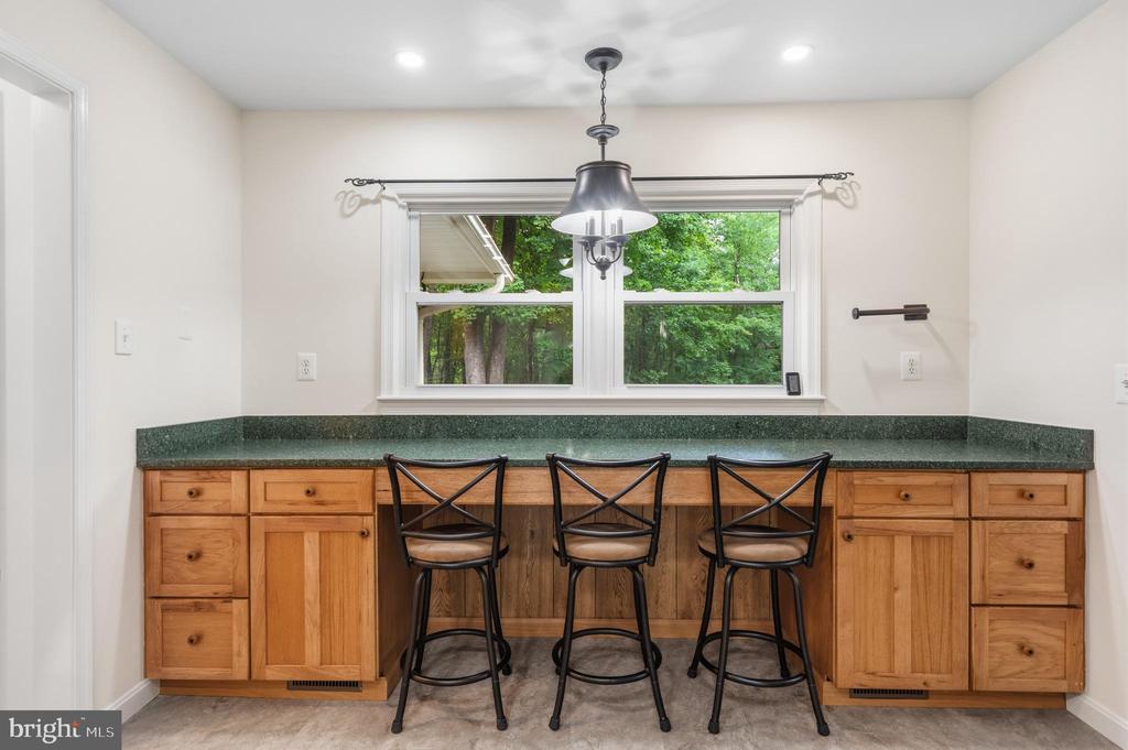 9808 TIMBER HTS, MARSHALL, Virginia 20115, 4 Bedrooms Bedrooms, ,3 BathroomsBathrooms,Residential,9808 TIMBER HTS,VAFQ2022790 MLS # VAFQ2022790 9808 TIMBER HTS, MARSHALL, Virginia 20115, 4 Bedrooms Bedrooms, ,3 BathroomsBathrooms,Residential,9808 TIMBER HTS,VAFQ2022790 MLS # VAFQ2022790