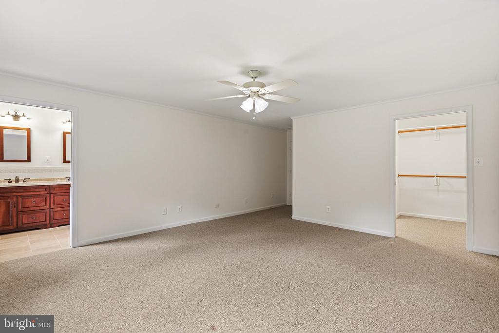 9808 TIMBER HTS, MARSHALL, Virginia 20115, 4 Bedrooms Bedrooms, ,3 BathroomsBathrooms,Residential,9808 TIMBER HTS,VAFQ2022790 MLS # VAFQ2022790 9808 TIMBER HTS, MARSHALL, Virginia 20115, 4 Bedrooms Bedrooms, ,3 BathroomsBathrooms,Residential,9808 TIMBER HTS,VAFQ2022790 MLS # VAFQ2022790