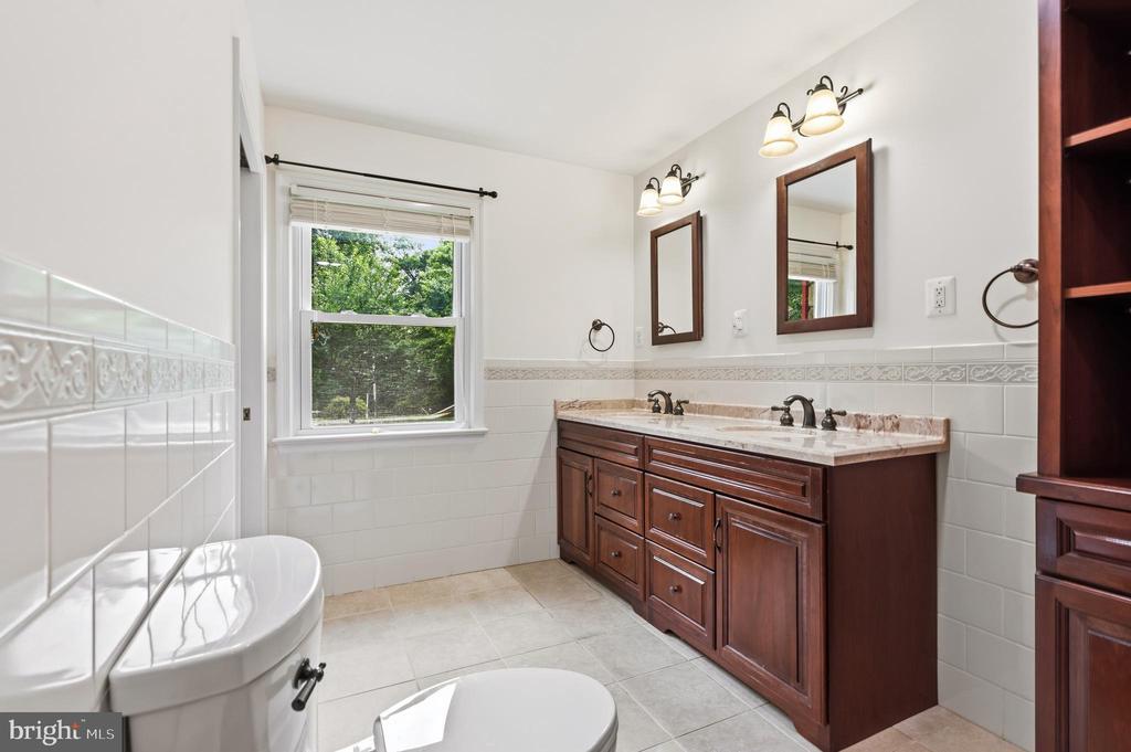 9808 TIMBER HTS, MARSHALL, Virginia 20115, 4 Bedrooms Bedrooms, ,3 BathroomsBathrooms,Residential,9808 TIMBER HTS,VAFQ2022790 MLS # VAFQ2022790 9808 TIMBER HTS, MARSHALL, Virginia 20115, 4 Bedrooms Bedrooms, ,3 BathroomsBathrooms,Residential,9808 TIMBER HTS,VAFQ2022790 MLS # VAFQ2022790