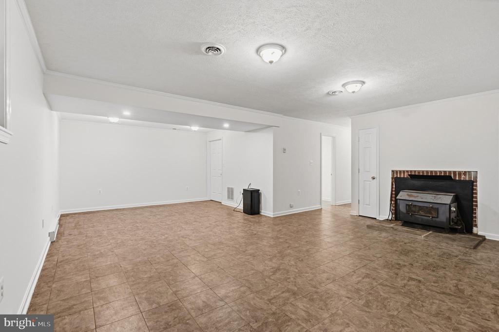9808 TIMBER HTS, MARSHALL, Virginia 20115, 4 Bedrooms Bedrooms, ,3 BathroomsBathrooms,Residential,9808 TIMBER HTS,VAFQ2022790 MLS # VAFQ2022790 9808 TIMBER HTS, MARSHALL, Virginia 20115, 4 Bedrooms Bedrooms, ,3 BathroomsBathrooms,Residential,9808 TIMBER HTS,VAFQ2022790 MLS # VAFQ2022790