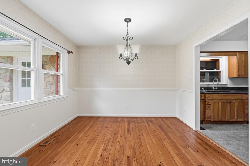 9808 TIMBER HTS, MARSHALL, Virginia 20115, 4 Bedrooms Bedrooms, ,3 BathroomsBathrooms,Residential,9808 TIMBER HTS,VAFQ2022790 MLS # VAFQ2022790 9808 TIMBER HTS, MARSHALL, Virginia 20115, 4 Bedrooms Bedrooms, ,3 BathroomsBathrooms,Residential,9808 TIMBER HTS,VAFQ2022790 MLS # VAFQ2022790