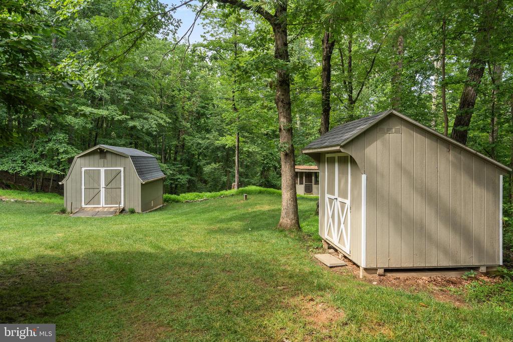 9808 TIMBER HTS, MARSHALL, Virginia 20115, 4 Bedrooms Bedrooms, ,3 BathroomsBathrooms,Residential,9808 TIMBER HTS,VAFQ2022790 MLS # VAFQ2022790 9808 TIMBER HTS, MARSHALL, Virginia 20115, 4 Bedrooms Bedrooms, ,3 BathroomsBathrooms,Residential,9808 TIMBER HTS,VAFQ2022790 MLS # VAFQ2022790