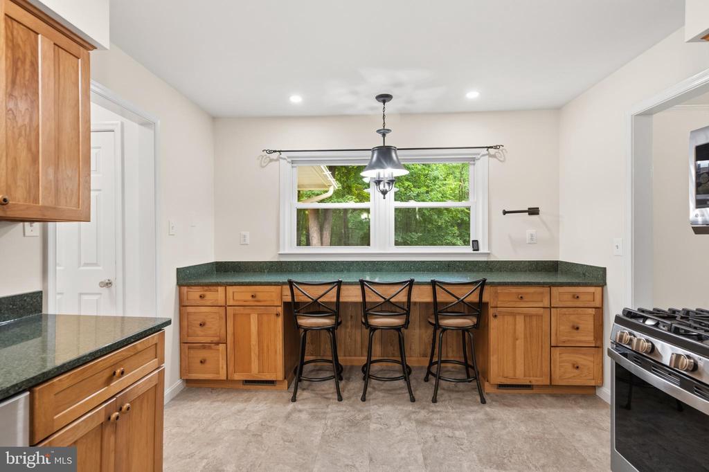9808 TIMBER HTS, MARSHALL, Virginia 20115, 4 Bedrooms Bedrooms, ,3 BathroomsBathrooms,Residential,9808 TIMBER HTS,VAFQ2022790 MLS # VAFQ2022790 9808 TIMBER HTS, MARSHALL, Virginia 20115, 4 Bedrooms Bedrooms, ,3 BathroomsBathrooms,Residential,9808 TIMBER HTS,VAFQ2022790 MLS # VAFQ2022790