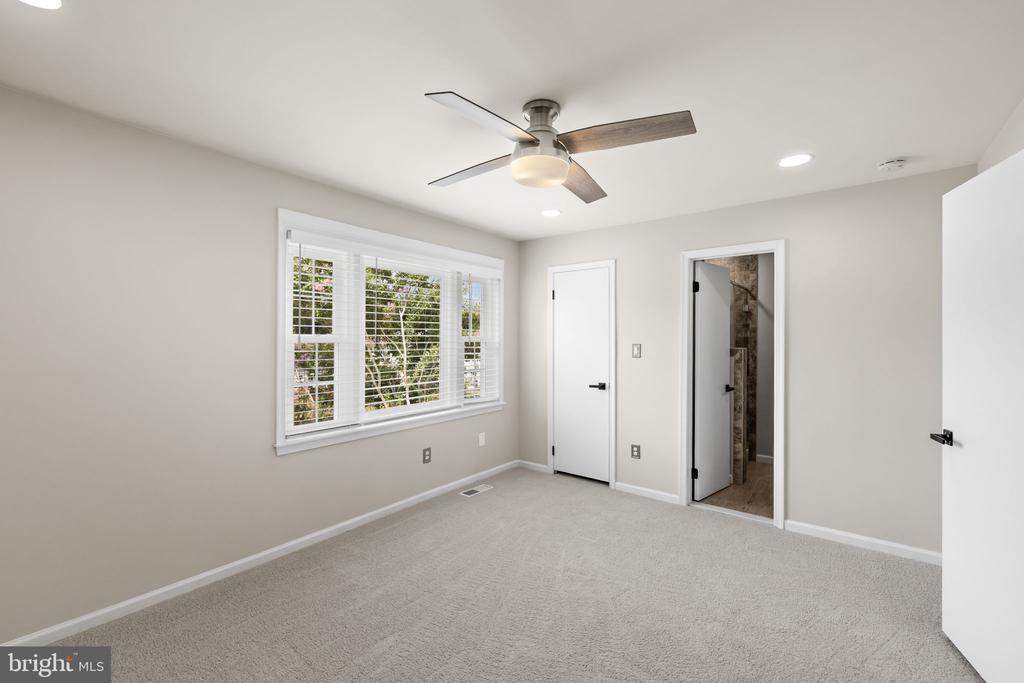 210 LEEDS CT E, WARRENTON, Virginia 20186, 3 Bedrooms Bedrooms, ,2 BathroomsBathrooms,Residential,210 LEEDS CT E,VAFQ2022878 MLS # VAFQ2022878