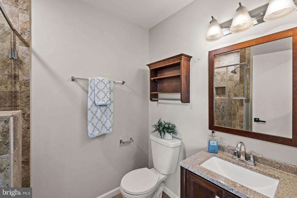 210 LEEDS CT E, WARRENTON, Virginia 20186, 3 Bedrooms Bedrooms, ,2 BathroomsBathrooms,Residential,210 LEEDS CT E,VAFQ2022878 MLS # VAFQ2022878