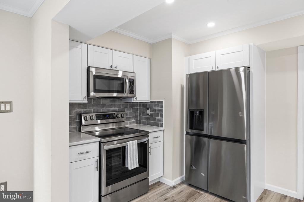210 LEEDS CT E, WARRENTON, Virginia 20186, 3 Bedrooms Bedrooms, ,2 BathroomsBathrooms,Residential,210 LEEDS CT E,VAFQ2022878 MLS # VAFQ2022878