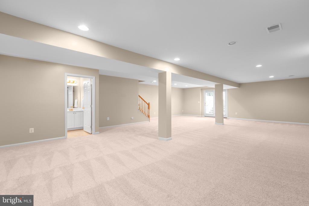 5427 E RICH MOUNTAIN WAY, FREDERICKSBURG, Virginia 22407, 3 Bedrooms Bedrooms, ,3 BathroomsBathrooms,Residential,5427 E RICH MOUNTAIN WAY,VASP2042836 MLS # VASP2042836 5427 E RICH MOUNTAIN WAY, FREDERICKSBURG, Virginia 22407, 3 Bedrooms Bedrooms, ,3 BathroomsBathrooms,Residential,5427 E RICH MOUNTAIN WAY,VASP2042836 MLS # VASP2042836