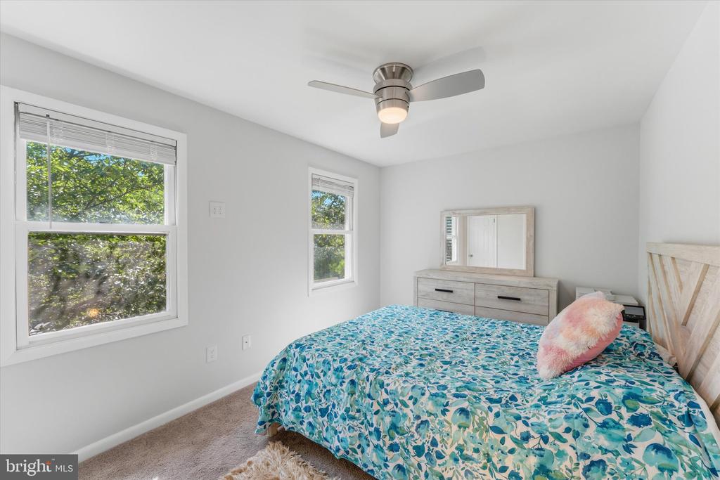 5116 PECAN DR, FREDERICKSBURG, Virginia 22407, 3 Bedrooms Bedrooms, ,1 BathroomBathrooms,Residential,BREEZEWOOD,5116 PECAN DR,VASP2043282 MLS # VASP2043282 5116 PECAN DR, FREDERICKSBURG, Virginia 22407, 3 Bedrooms Bedrooms, ,1 BathroomBathrooms,Residential,BREEZEWOOD,5116 PECAN DR,VASP2043282 MLS # VASP2043282
