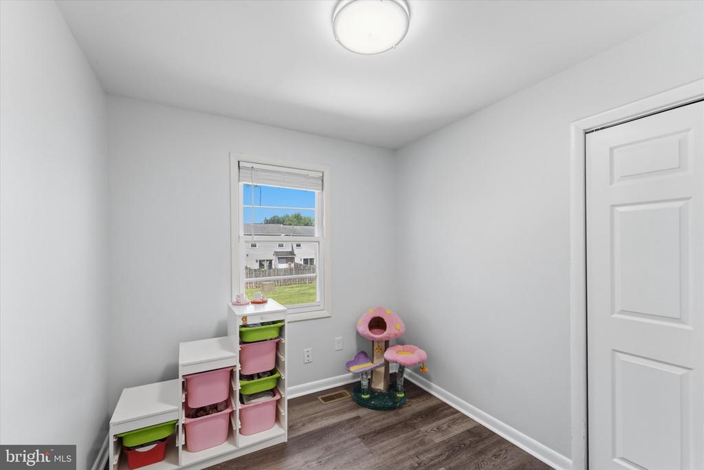 5116 PECAN DR, FREDERICKSBURG, Virginia 22407, 3 Bedrooms Bedrooms, ,1 BathroomBathrooms,Residential,BREEZEWOOD,5116 PECAN DR,VASP2043282 MLS # VASP2043282 5116 PECAN DR, FREDERICKSBURG, Virginia 22407, 3 Bedrooms Bedrooms, ,1 BathroomBathrooms,Residential,BREEZEWOOD,5116 PECAN DR,VASP2043282 MLS # VASP2043282
