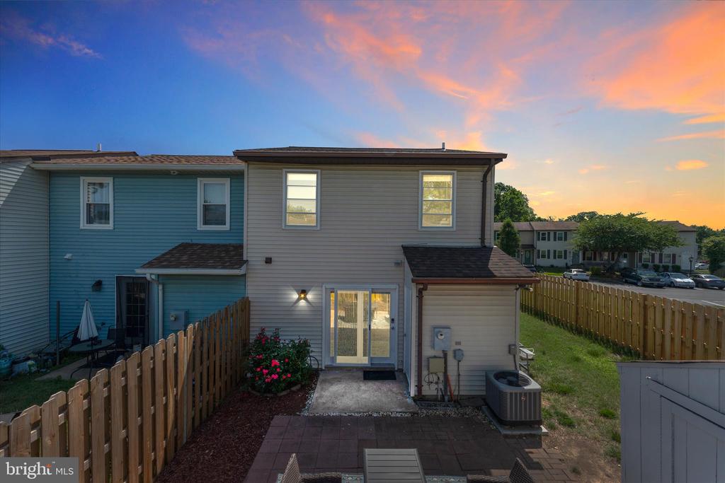 5116 PECAN DR, FREDERICKSBURG, Virginia 22407, 3 Bedrooms Bedrooms, ,1 BathroomBathrooms,Residential,BREEZEWOOD,5116 PECAN DR,VASP2043282 MLS # VASP2043282 5116 PECAN DR, FREDERICKSBURG, Virginia 22407, 3 Bedrooms Bedrooms, ,1 BathroomBathrooms,Residential,BREEZEWOOD,5116 PECAN DR,VASP2043282 MLS # VASP2043282