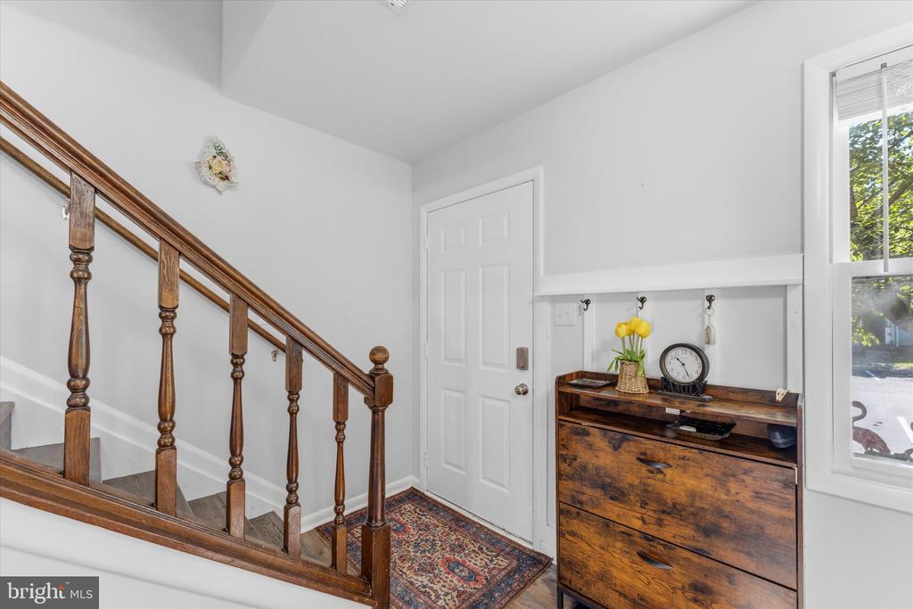 5116 PECAN DR, FREDERICKSBURG, Virginia 22407, 3 Bedrooms Bedrooms, ,1 BathroomBathrooms,Residential,BREEZEWOOD,5116 PECAN DR,VASP2043282 MLS # VASP2043282 5116 PECAN DR, FREDERICKSBURG, Virginia 22407, 3 Bedrooms Bedrooms, ,1 BathroomBathrooms,Residential,BREEZEWOOD,5116 PECAN DR,VASP2043282 MLS # VASP2043282