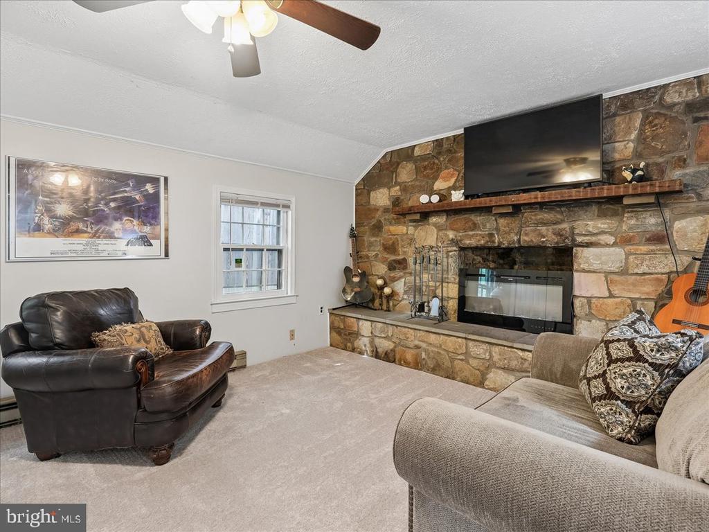 4247 WARREN ST, MARSHALL, Virginia 20115, 3 Bedrooms Bedrooms, ,2 BathroomsBathrooms,Residential,4247 WARREN ST,VAFQ2022888 MLS # VAFQ2022888 4247 WARREN ST, MARSHALL, Virginia 20115, 3 Bedrooms Bedrooms, ,2 BathroomsBathrooms,Residential,4247 WARREN ST,VAFQ2022888 MLS # VAFQ2022888