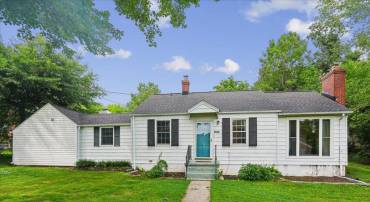 4247 WARREN ST, MARSHALL, Virginia 20115, 3 Bedrooms Bedrooms, ,2 BathroomsBathrooms,Residential,4247 WARREN ST,VAFQ2022888 MLS # VAFQ2022888