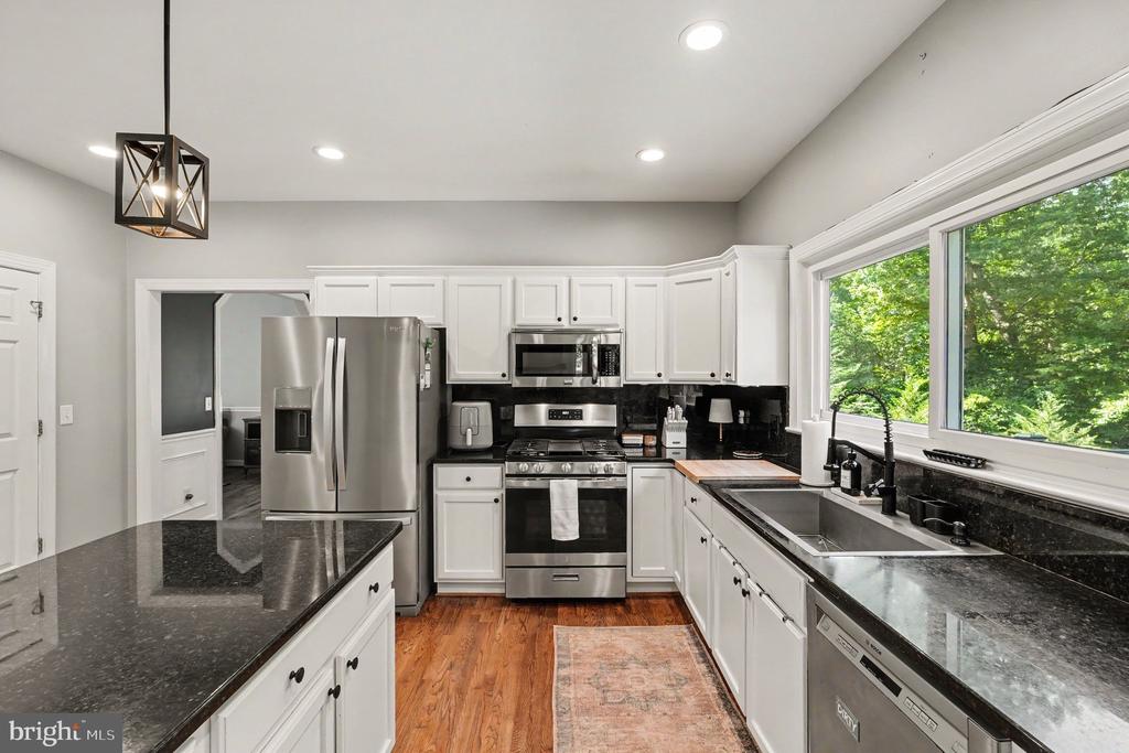 12500 U S GRANT CT, SPOTSYLVANIA, Virginia 22553, 4 Bedrooms Bedrooms, ,3 BathroomsBathrooms,Residential,12500 U S GRANT CT,VASP2043532 MLS # VASP2043532