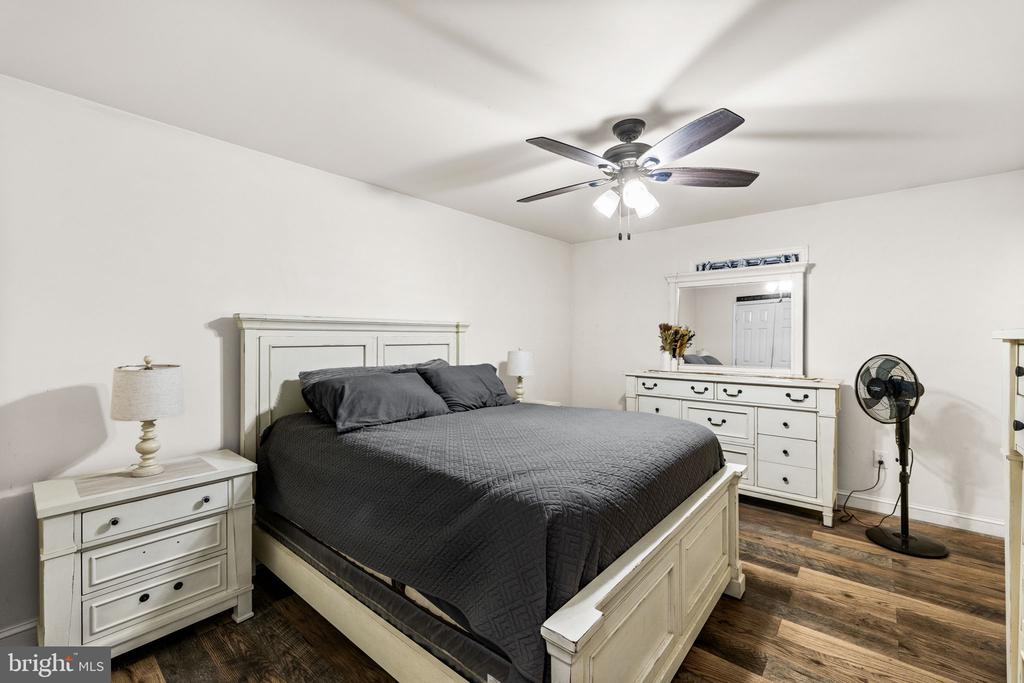 31185 PRICE RD, LOCUST GROVE, Virginia 22508, 3 Bedrooms Bedrooms, ,2 BathroomsBathrooms,Residential,31185 PRICE RD,VAOR2014584 MLS # VAOR2014584 31185 PRICE RD, LOCUST GROVE, Virginia 22508, 3 Bedrooms Bedrooms, ,2 BathroomsBathrooms,Residential,31185 PRICE RD,VAOR2014584 MLS # VAOR2014584