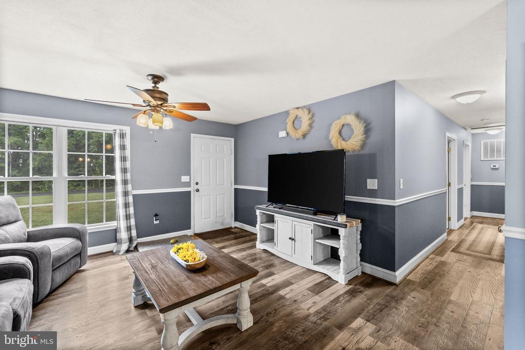 31185 PRICE RD, LOCUST GROVE, Virginia 22508, 3 Bedrooms Bedrooms, ,2 BathroomsBathrooms,Residential,31185 PRICE RD,VAOR2014584 MLS # VAOR2014584 31185 PRICE RD, LOCUST GROVE, Virginia 22508, 3 Bedrooms Bedrooms, ,2 BathroomsBathrooms,Residential,31185 PRICE RD,VAOR2014584 MLS # VAOR2014584