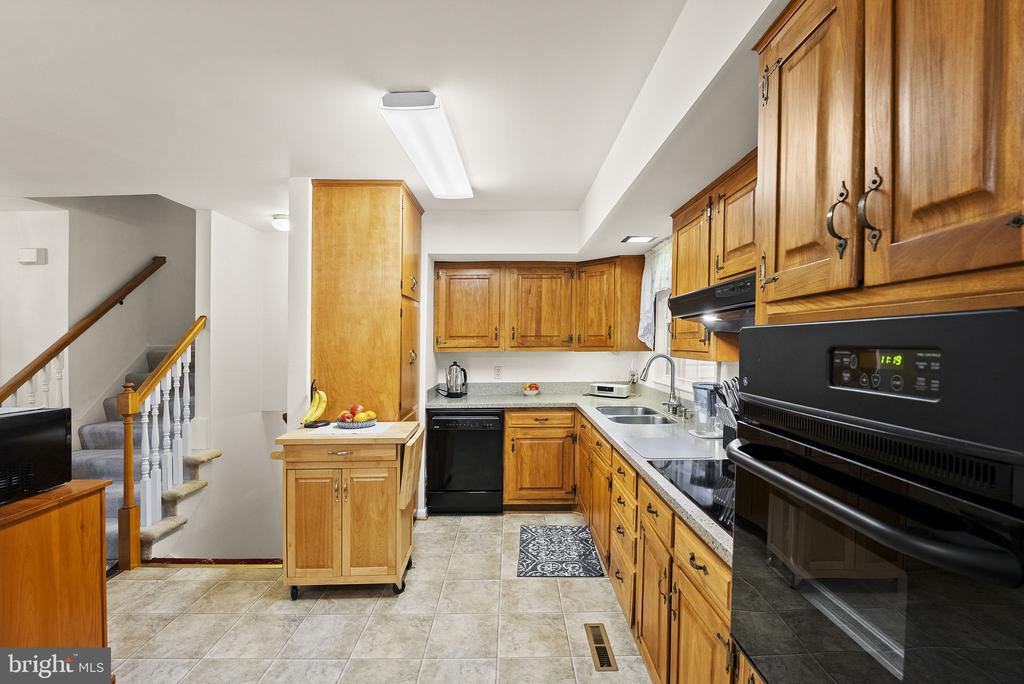 19100 COLONIAL DR, CULPEPER, Virginia 22701, 5 Bedrooms Bedrooms, ,2 BathroomsBathrooms,Residential,19100 COLONIAL DR,VACU2014402 MLS # VACU2014402 19100 COLONIAL DR, CULPEPER, Virginia 22701, 5 Bedrooms Bedrooms, ,2 BathroomsBathrooms,Residential,19100 COLONIAL DR,VACU2014402 MLS # VACU2014402