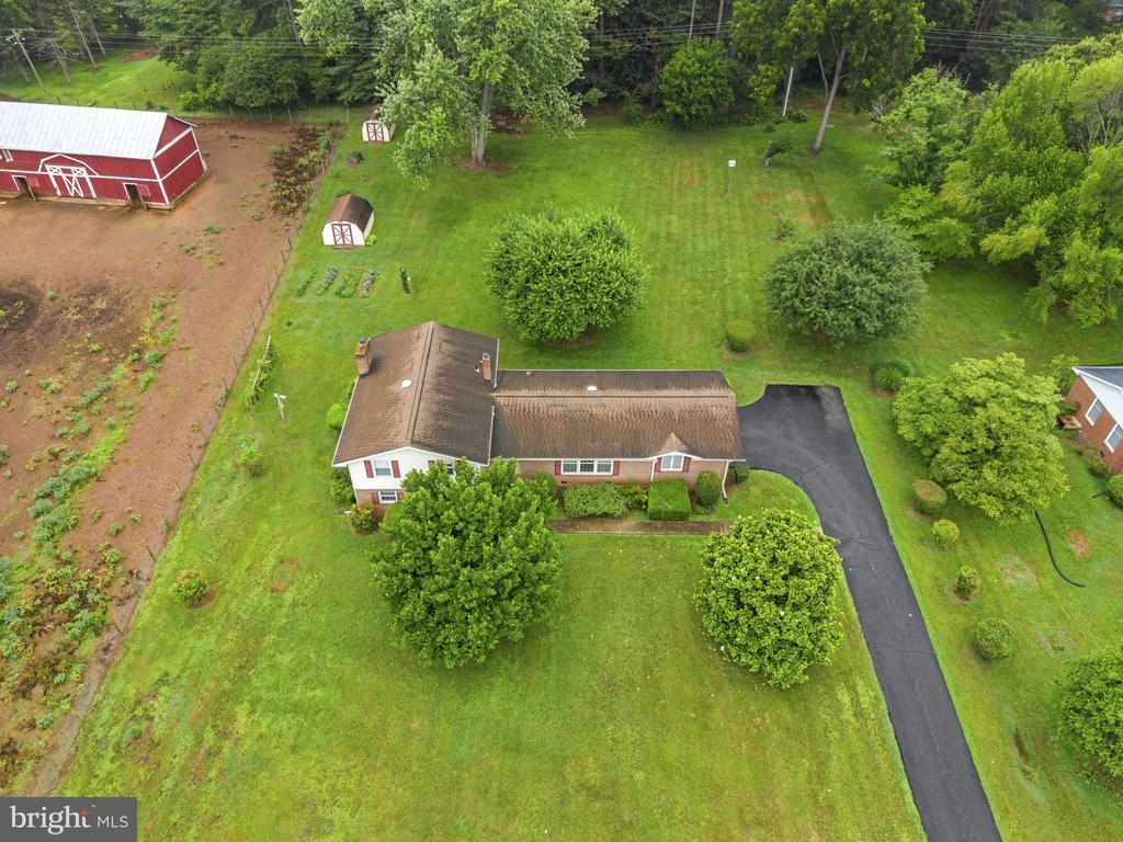 19100 COLONIAL DR, CULPEPER, Virginia 22701, 5 Bedrooms Bedrooms, ,2 BathroomsBathrooms,Residential,19100 COLONIAL DR,VACU2014402 MLS # VACU2014402 19100 COLONIAL DR, CULPEPER, Virginia 22701, 5 Bedrooms Bedrooms, ,2 BathroomsBathrooms,Residential,19100 COLONIAL DR,VACU2014402 MLS # VACU2014402