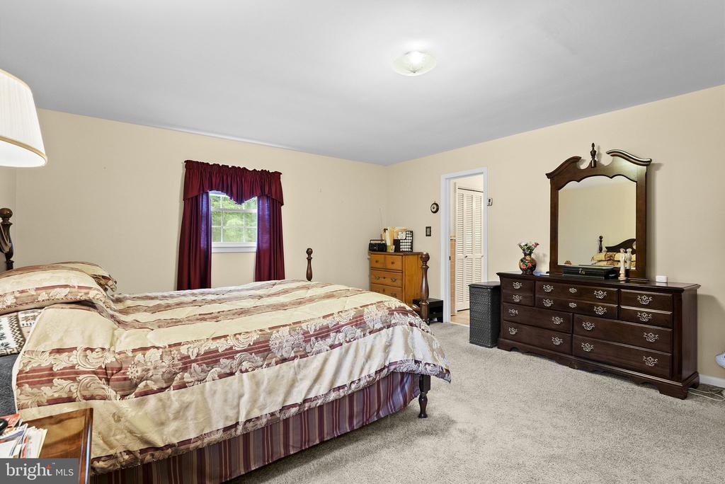 19100 COLONIAL DR, CULPEPER, Virginia 22701, 5 Bedrooms Bedrooms, ,2 BathroomsBathrooms,Residential,19100 COLONIAL DR,VACU2014402 MLS # VACU2014402 19100 COLONIAL DR, CULPEPER, Virginia 22701, 5 Bedrooms Bedrooms, ,2 BathroomsBathrooms,Residential,19100 COLONIAL DR,VACU2014402 MLS # VACU2014402