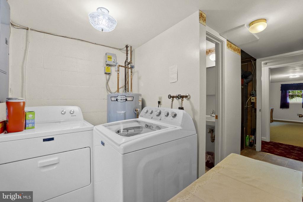 19100 COLONIAL DR, CULPEPER, Virginia 22701, 5 Bedrooms Bedrooms, ,2 BathroomsBathrooms,Residential,19100 COLONIAL DR,VACU2014402 MLS # VACU2014402 19100 COLONIAL DR, CULPEPER, Virginia 22701, 5 Bedrooms Bedrooms, ,2 BathroomsBathrooms,Residential,19100 COLONIAL DR,VACU2014402 MLS # VACU2014402