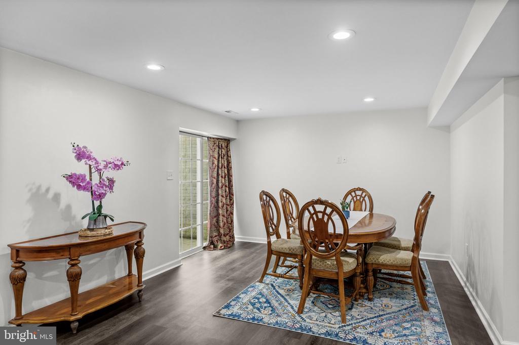 12001 BEST WAY, SPOTSYLVANIA, Virginia 22551, 5 Bedrooms Bedrooms, ,3 BathroomsBathrooms,Residential,12001 BEST WAY,VASP2043138 MLS # VASP2043138