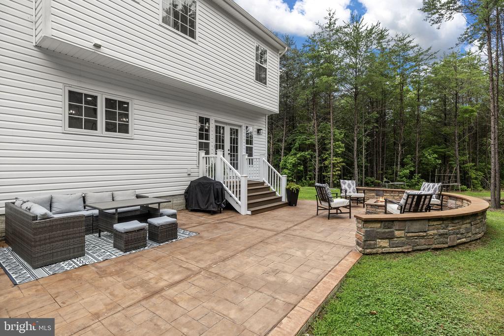 12001 BEST WAY, SPOTSYLVANIA, Virginia 22551, 5 Bedrooms Bedrooms, ,3 BathroomsBathrooms,Residential,12001 BEST WAY,VASP2043138 MLS # VASP2043138