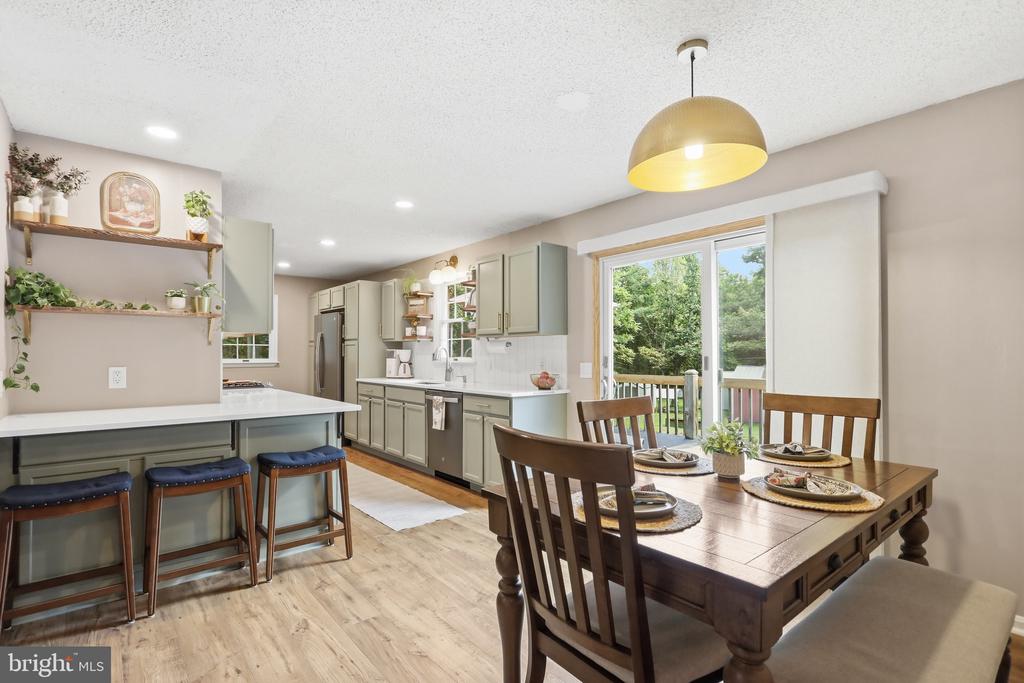 78 LIZZIE MILLS RD, CASTLETON, Virginia 22716, 3 Bedrooms Bedrooms, ,3 BathroomsBathrooms,Residential,78 LIZZIE MILLS RD,VARP2002758 MLS # VARP2002758