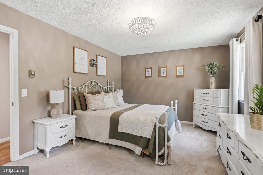 78 LIZZIE MILLS RD, CASTLETON, Virginia 22716, 3 Bedrooms Bedrooms, ,3 BathroomsBathrooms,Residential,78 LIZZIE MILLS RD,VARP2002758 MLS # VARP2002758