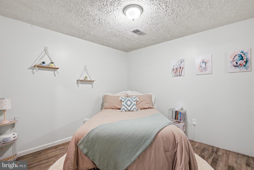 78 LIZZIE MILLS RD, CASTLETON, Virginia 22716, 3 Bedrooms Bedrooms, ,3 BathroomsBathrooms,Residential,78 LIZZIE MILLS RD,VARP2002758 MLS # VARP2002758